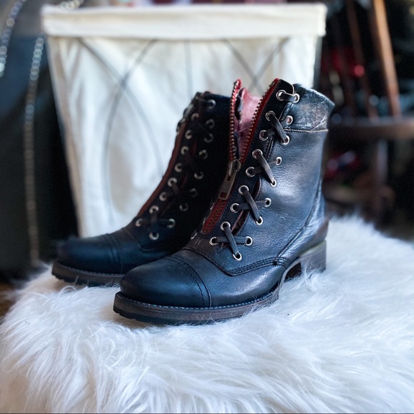 Steven Brand New Liverpool Boots | Poshmark